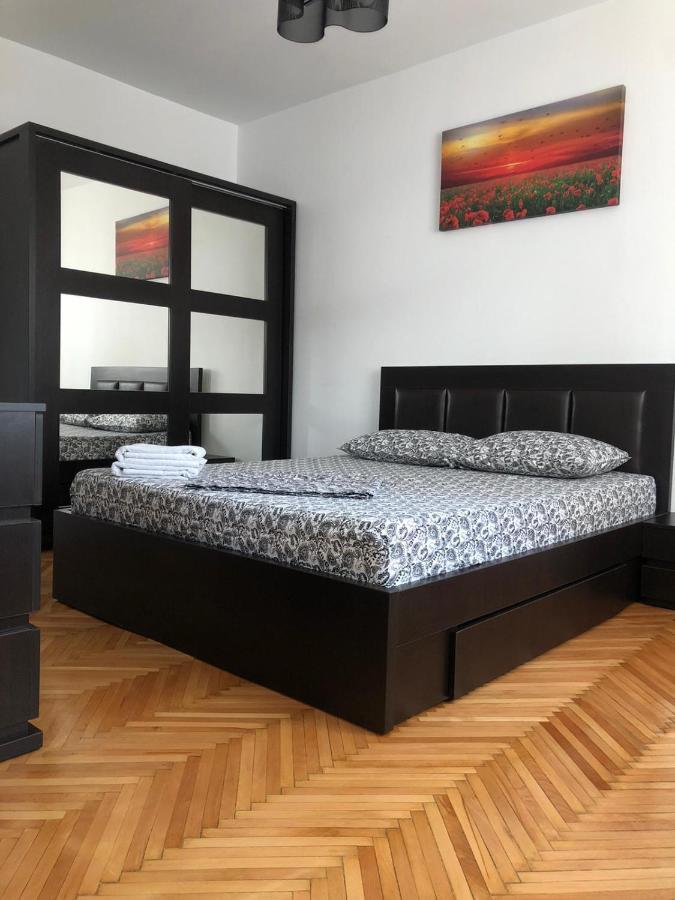 Studio Central Doamnei Bucarest Exterior foto